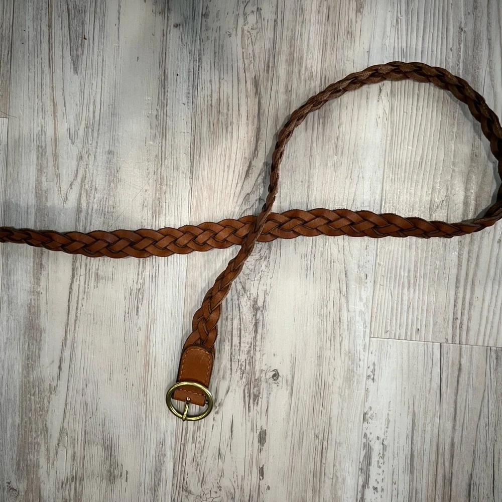 Brown woven belt
